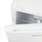 ثلاجة باب واحد صغيرة