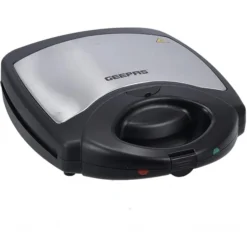 صانعة الساندويتش