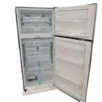 ثلاجة بابين مع فريزر