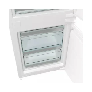 ثلاجة بلت ان